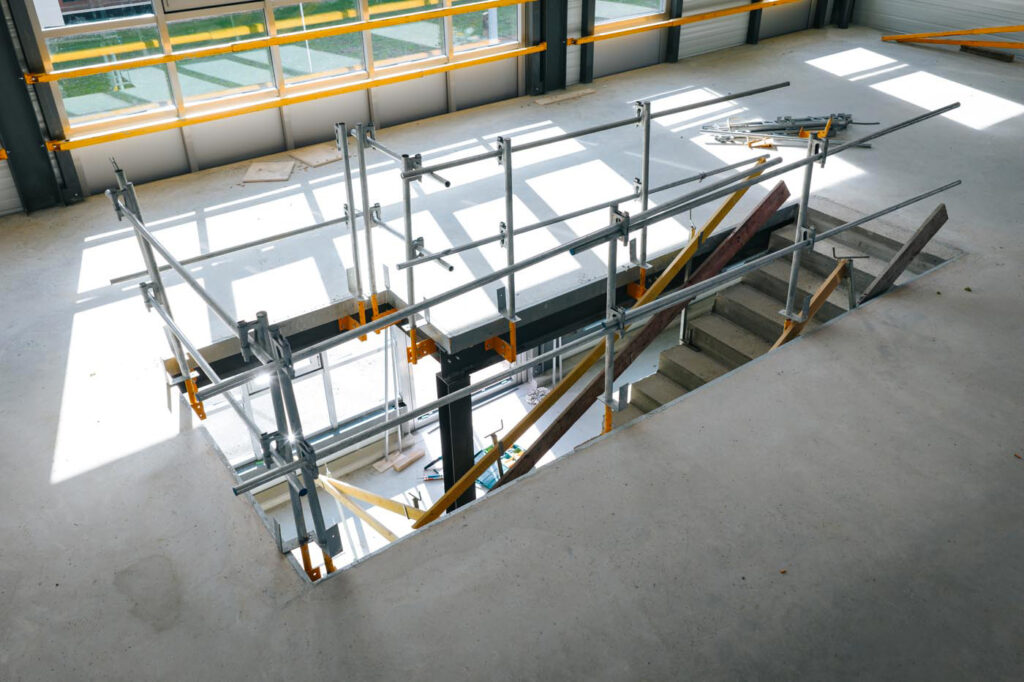 Ouvrage de charpente métallique sur chantier de construction par TROMBERT & CIE en Haute-Savoie